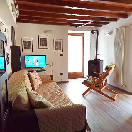 Appartement Maison Bellevue à Aoste Extérieur photo