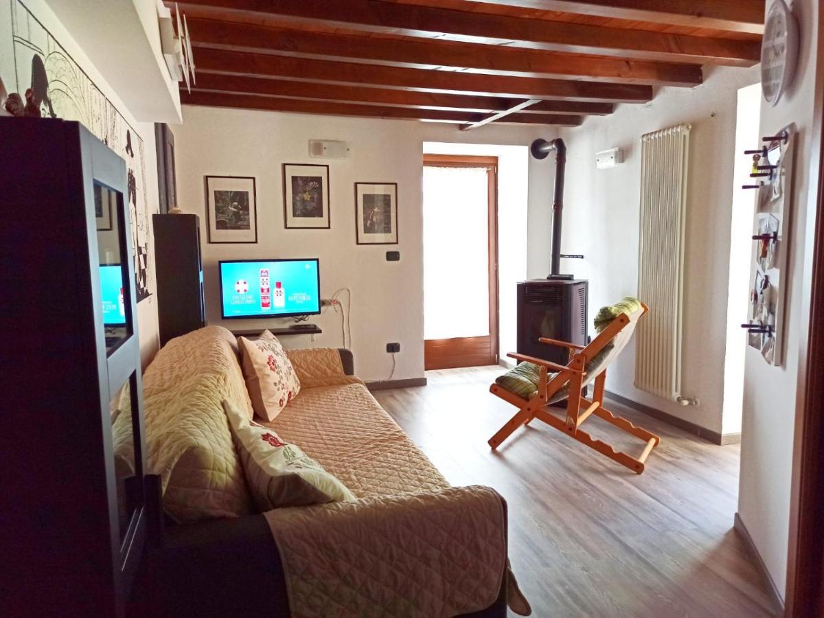 Appartement Maison Bellevue à Aoste Extérieur photo