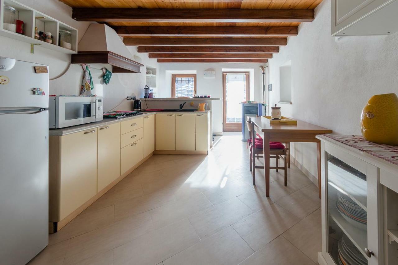 Appartement Maison Bellevue à Aoste Extérieur photo